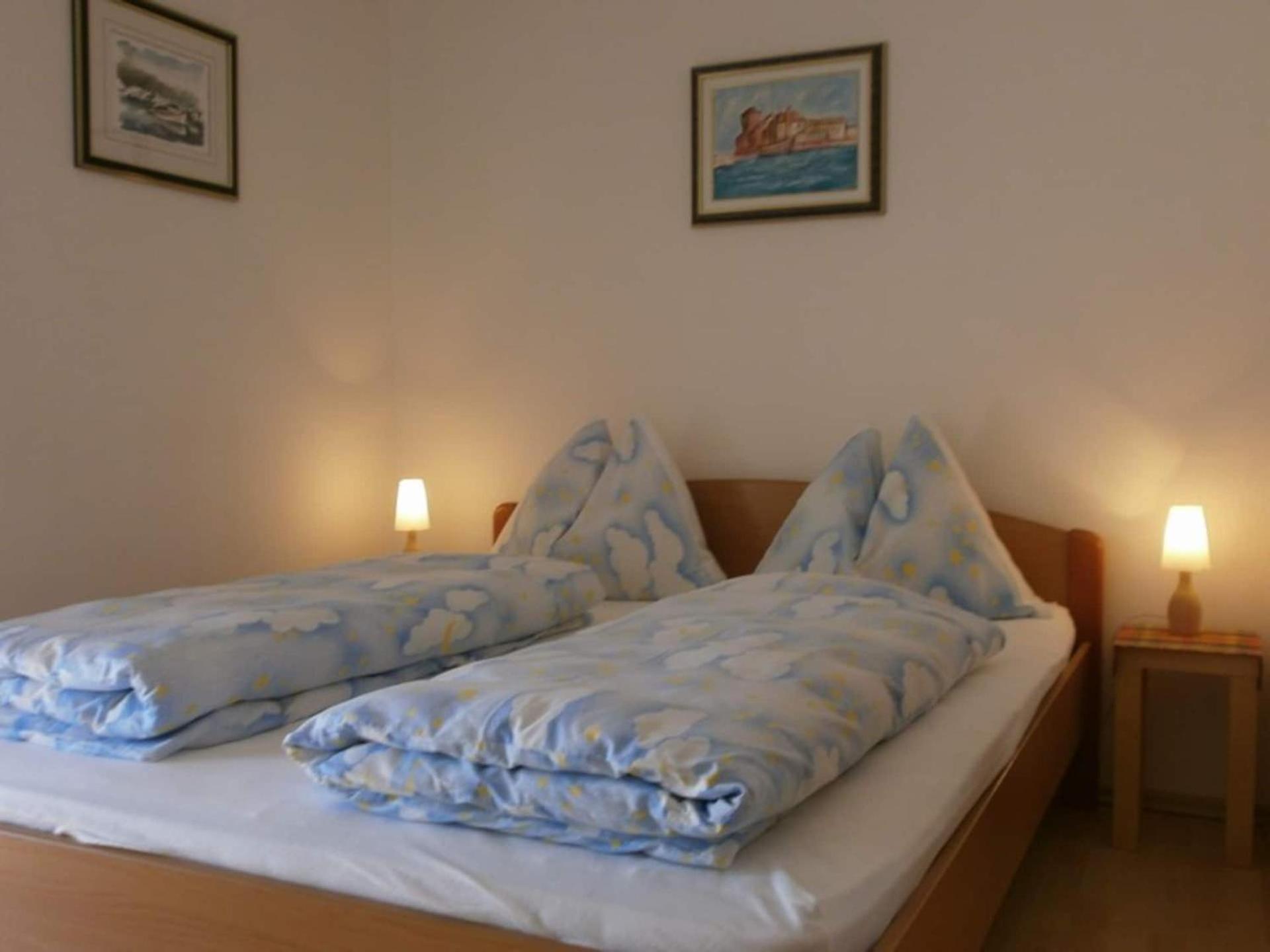 Family Apartments Viva Close To The Beach Крк Екстер'єр фото